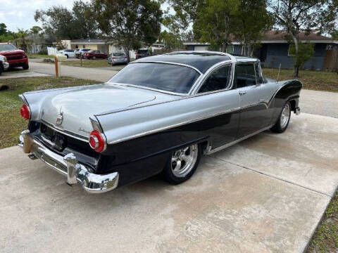 1955 Ford Crown Victoria