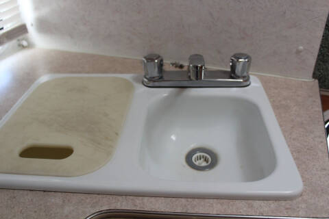 2004 Lance Lancelite 845