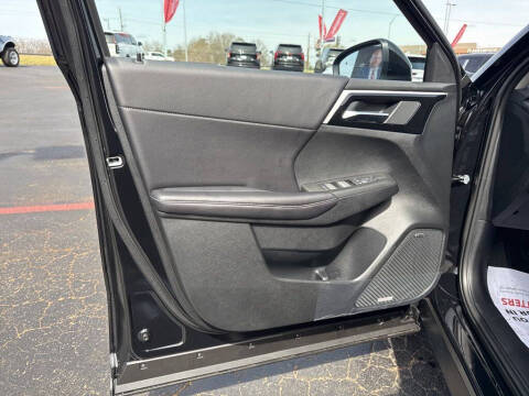 2026 Mitsubishi Outlander LE