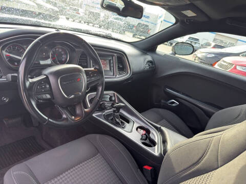 2016 Dodge Challenger SXT