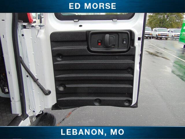 2023 GMC Savana 2500