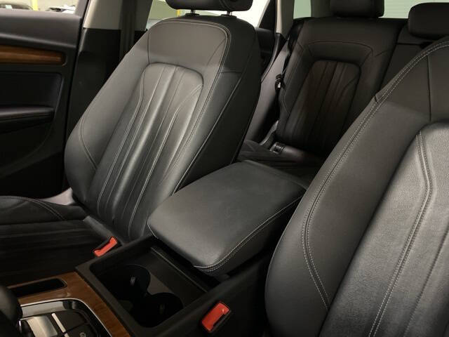 2023 Audi Q5 quattro Premium Plus 40 TFSI