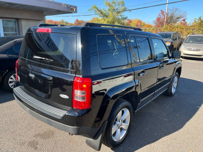 2014 Jeep Patriot Latitude photo 6