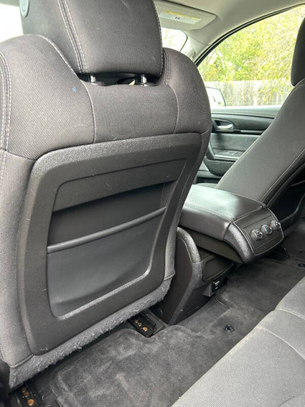 2016 GMC Acadia SLE-1