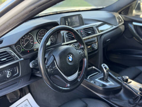 2018 BMW 3 Series 330i