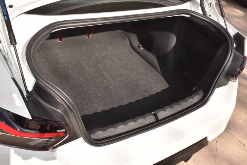 2025 BMW 2 Series 230i xDrive