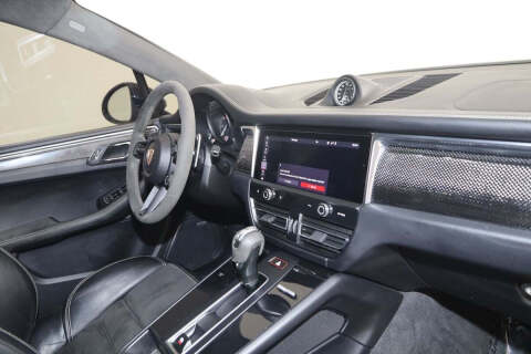 2023 Porsche Macan GTS