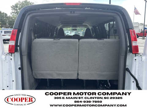 2025 Chevrolet Express LS 3500