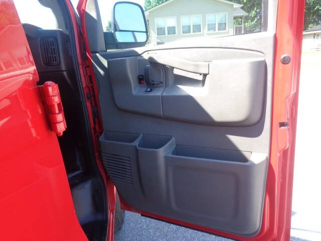 2024 Chevrolet Express 2500