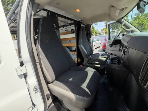 2018 GMC Savana 2500