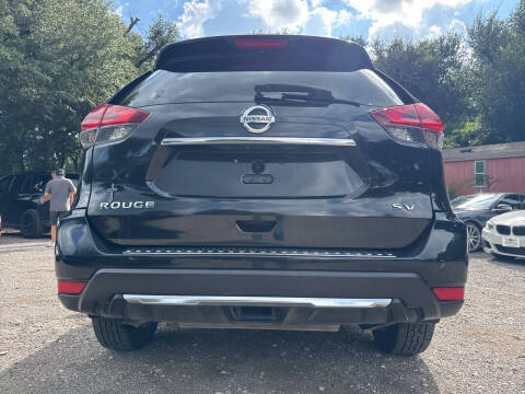 2018 Nissan Rogue SV