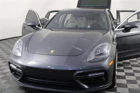 2017 Porsche Panamera Turbo
