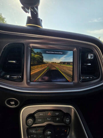 2020 Dodge Challenger SXT