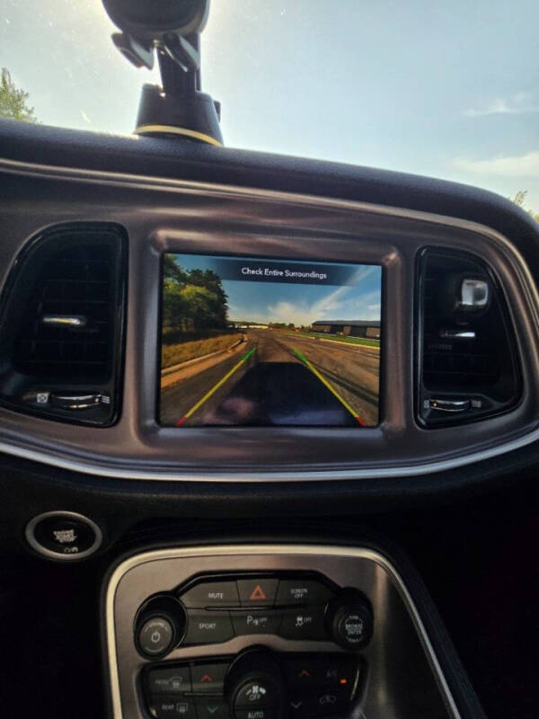 2020 Dodge Challenger SXT