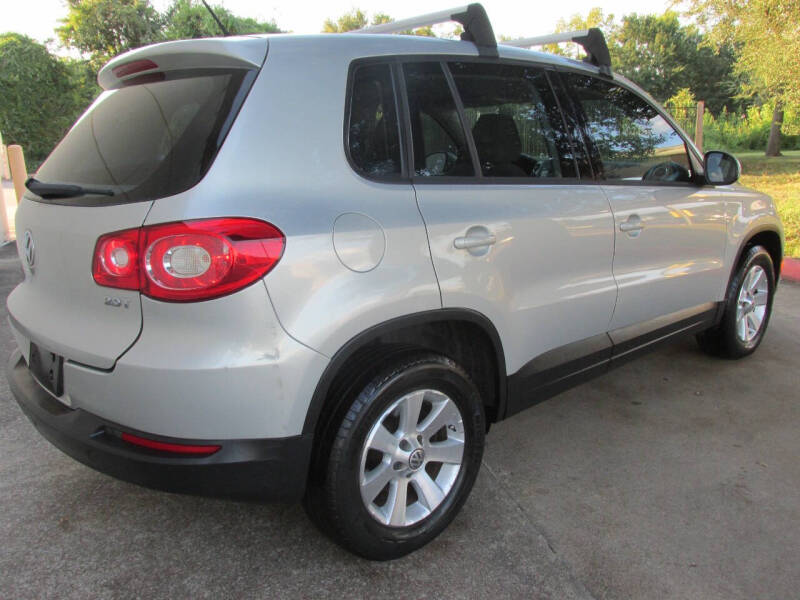 2009 Volkswagen Tiguan SE