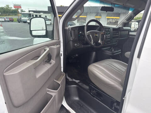 2019 Chevrolet Express 2500