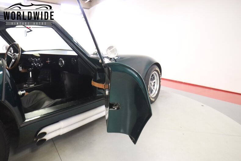 1965 Shelby Daytona Replica