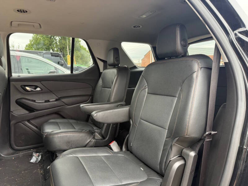 2018 Chevrolet Traverse LT Cloth