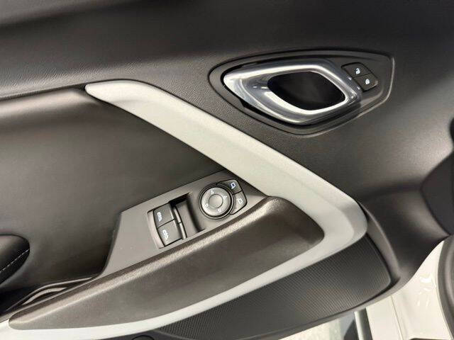 2021 Chevrolet Camaro LT1