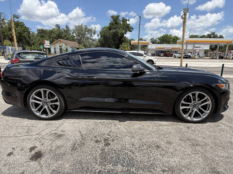 2016 Ford Mustang V6
