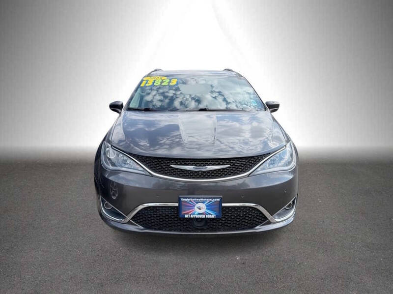 2018 Chrysler Pacifica Touring L