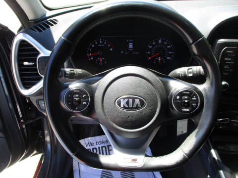 2021 Kia Soul GT-Line