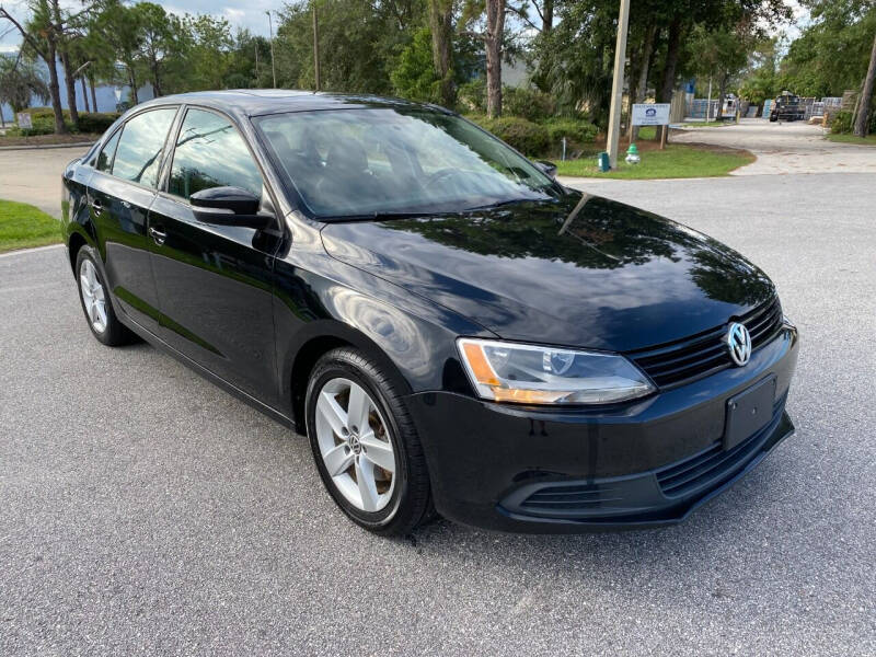 2012 Volkswagen Jetta for sale at Global Auto Exchange in Longwood FL