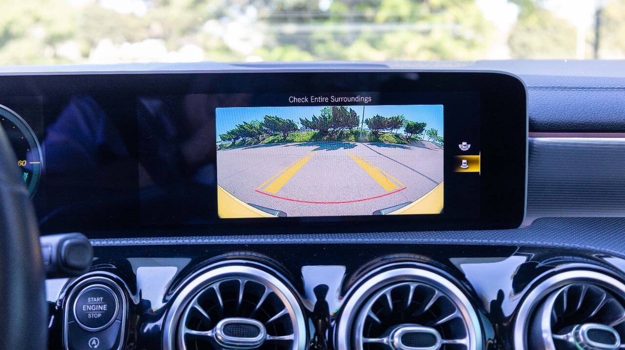 2020 Mercedes Benz CLA 250 photo 29