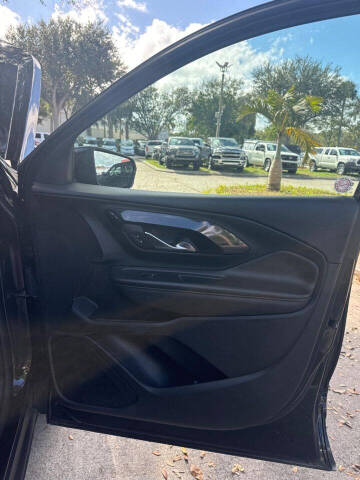 2023 GMC Terrain AT4