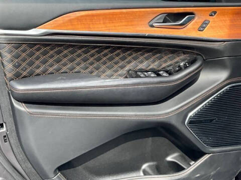 2022 Jeep Grand Cherokee Summit Reserve