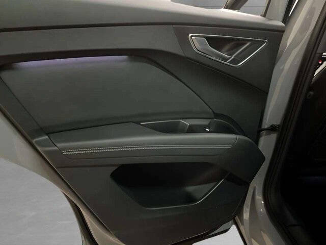 2024 Audi Q4 e-tron quattro Premium 55