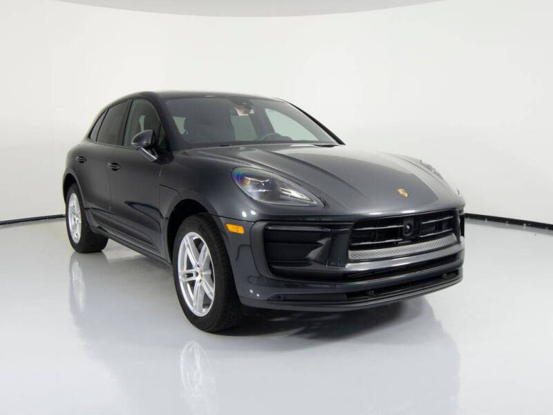 2025 Porsche Macan