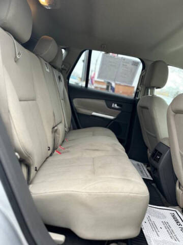 2013 Ford Edge SE