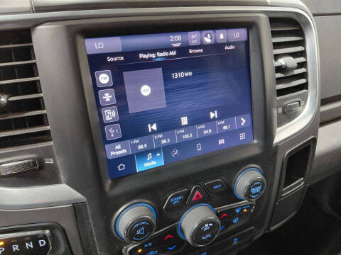 2022 RAM 1500 Classic SLT