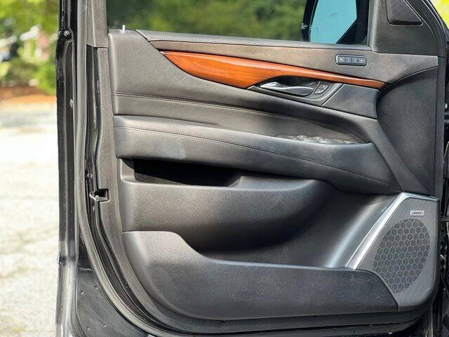 CadillacEscalade ESV10