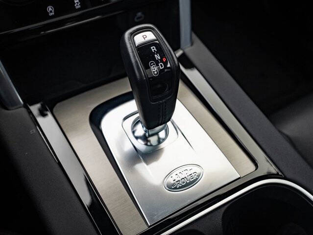 2023 Land Rover Discovery Sport P250 SE R-Dynamic