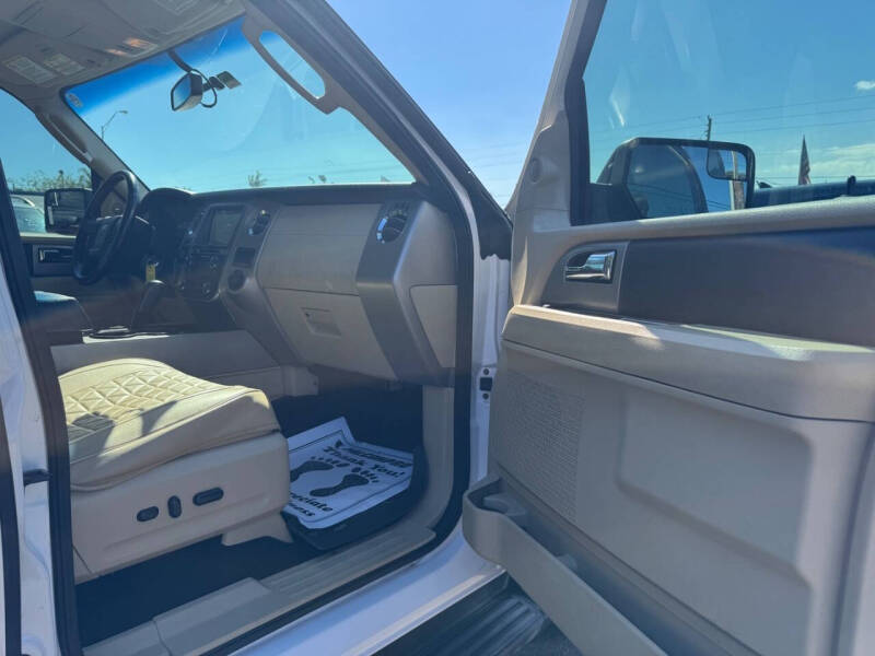 2016 Ford Expedition EL XLT