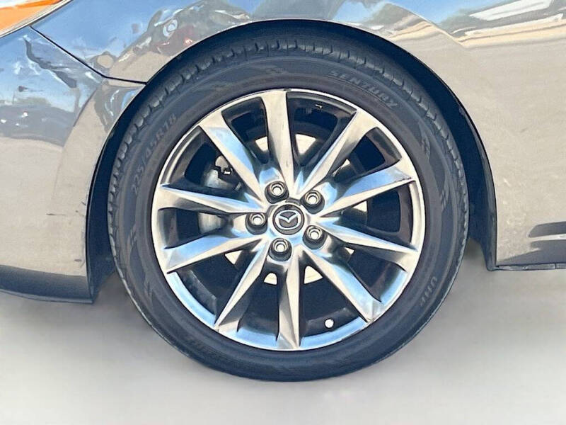 2018 Mazda MAZDA3 Touring