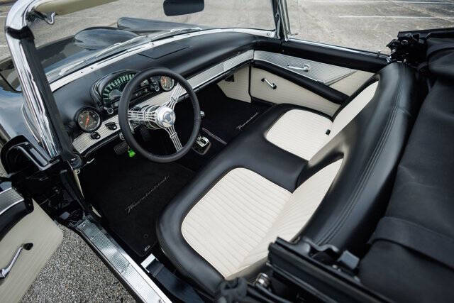 1956 Ford Thunderbird