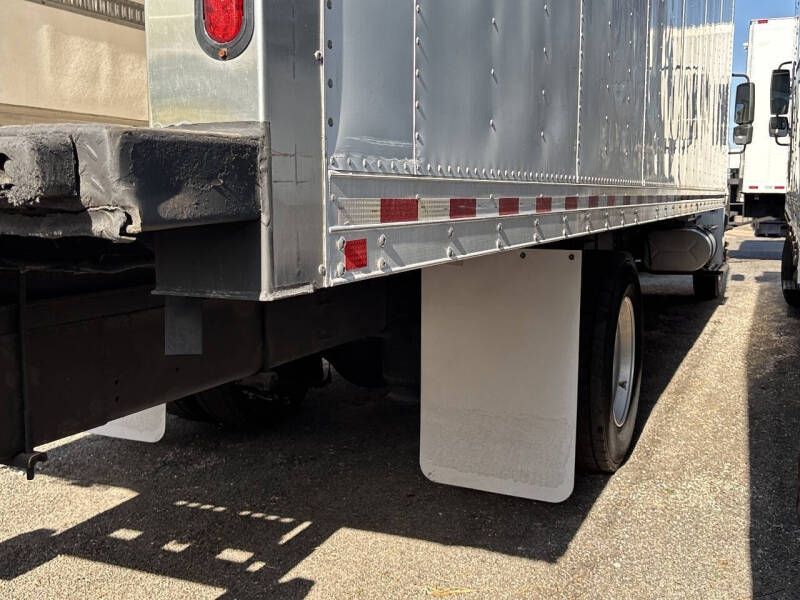 2019 International DuraStar 4300