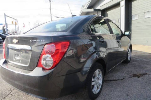 2016 Chevrolet Sonic LT Auto