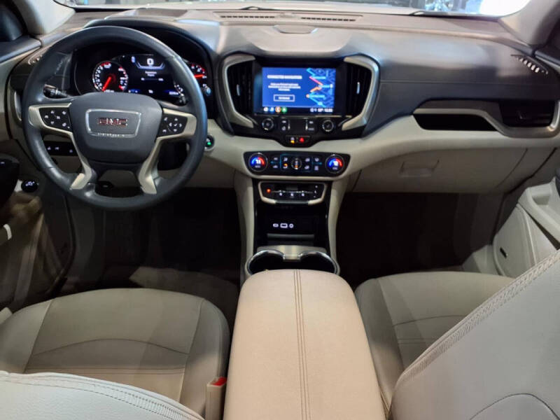 2023 GMC Terrain Denali