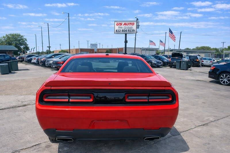 2019 Dodge Challenger SXT