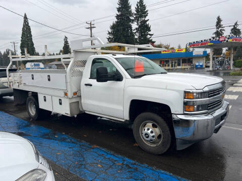 2015 Chevrolet Silverado 3500HD CC