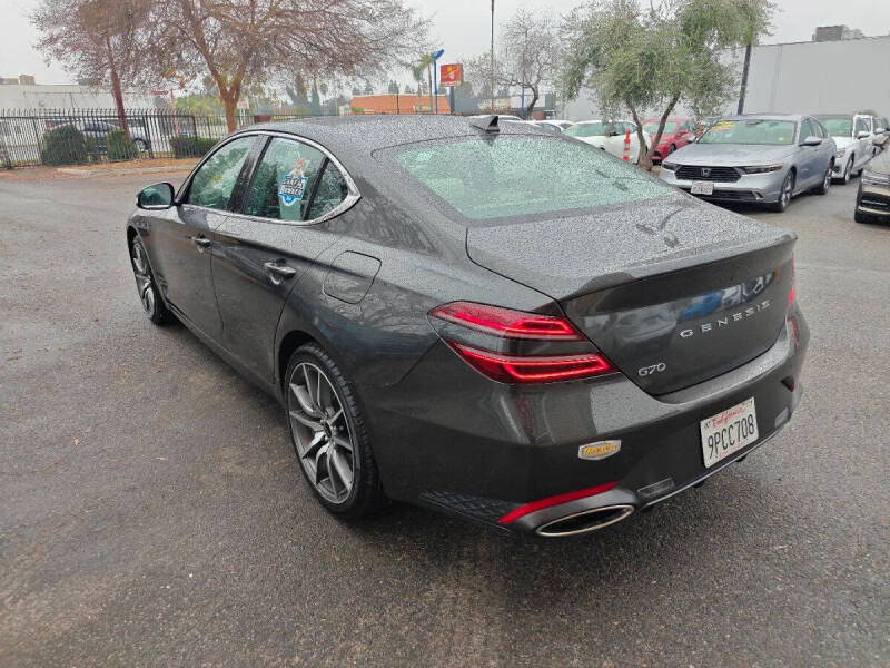 2025 Genesis G70