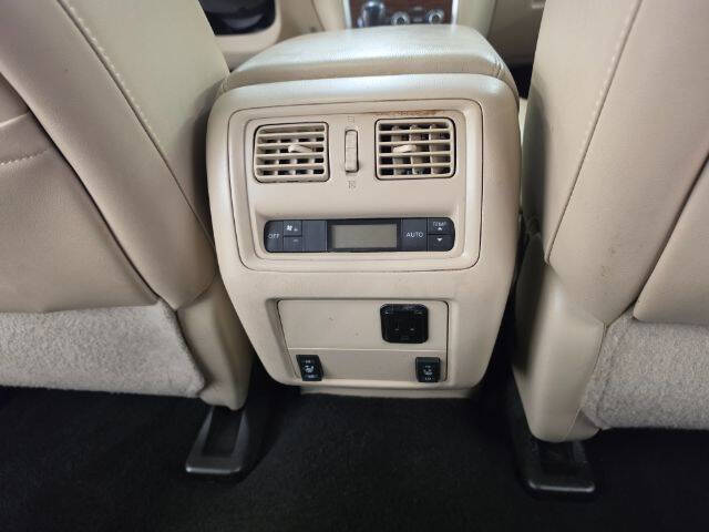 2017 Nissan Pathfinder Platinum