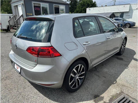 2016 Volkswagen Golf