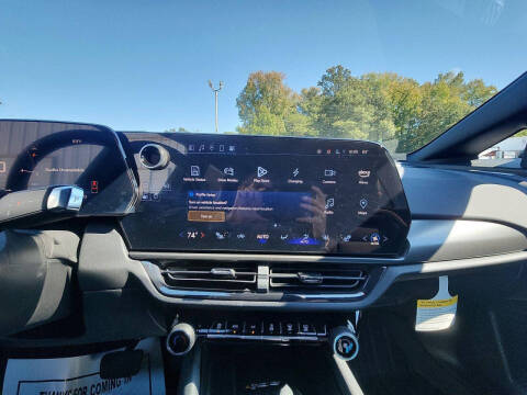 2025 Chevrolet Equinox EV RS