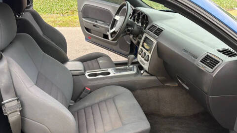 2010 Dodge Challenger SE