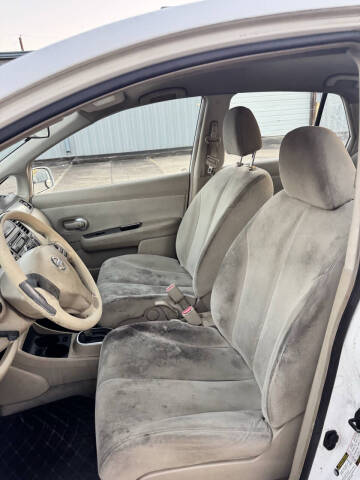 2009 Nissan Versa 1.8 S